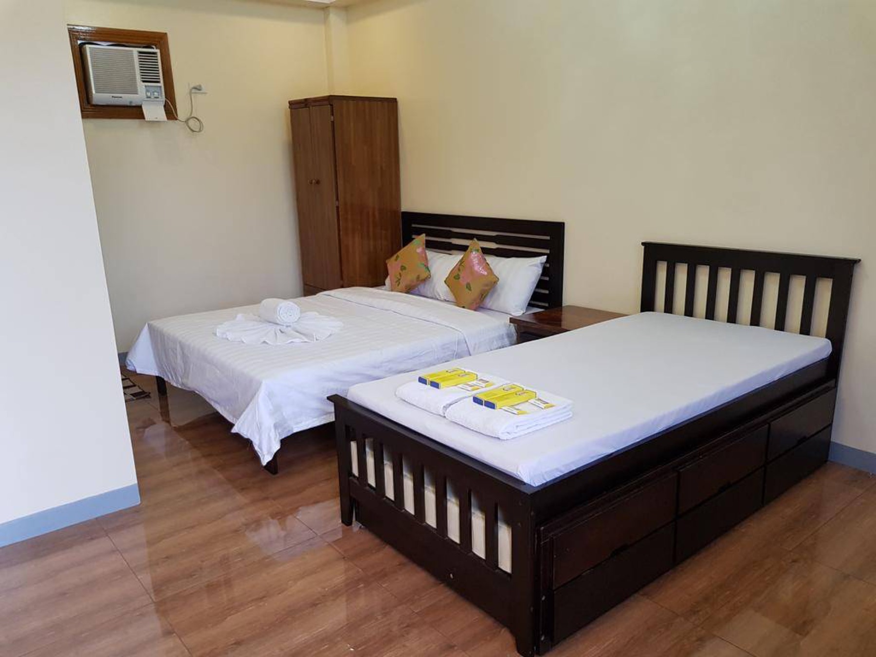 Guest room at Eduardo's Resort